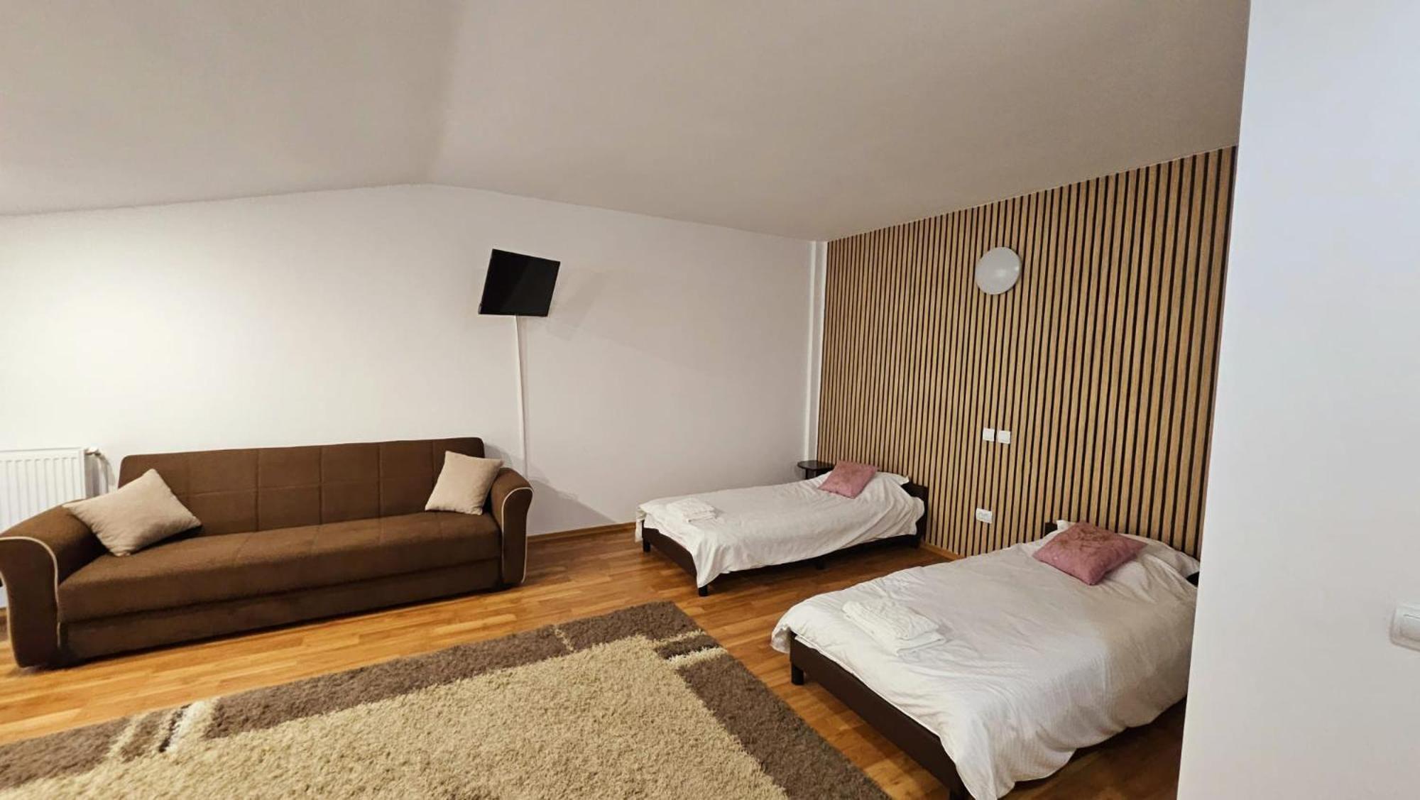 Apartamente Elegante In Regim Hotelier Ясси Екстер'єр фото